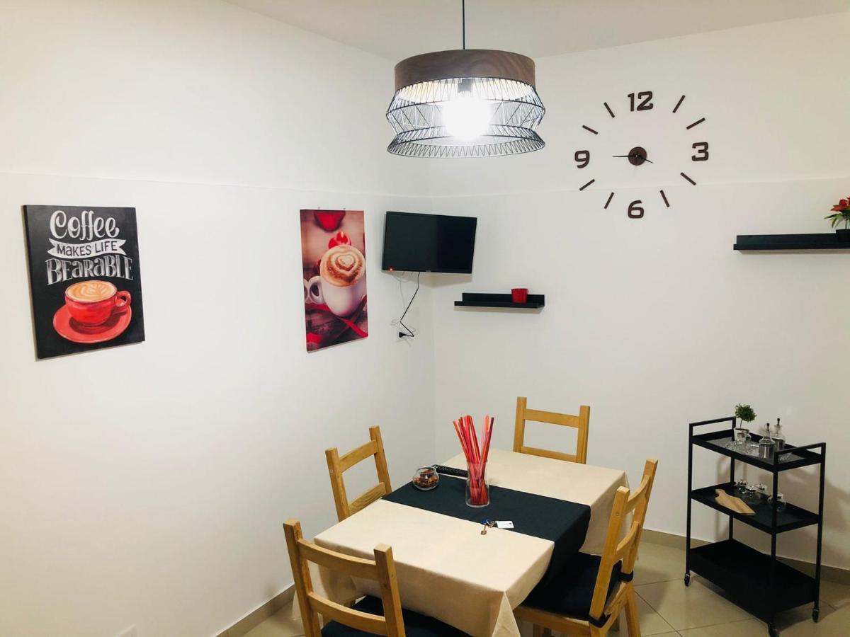 カターニア La Casa Di Palmaヴィラ エクステリア 写真