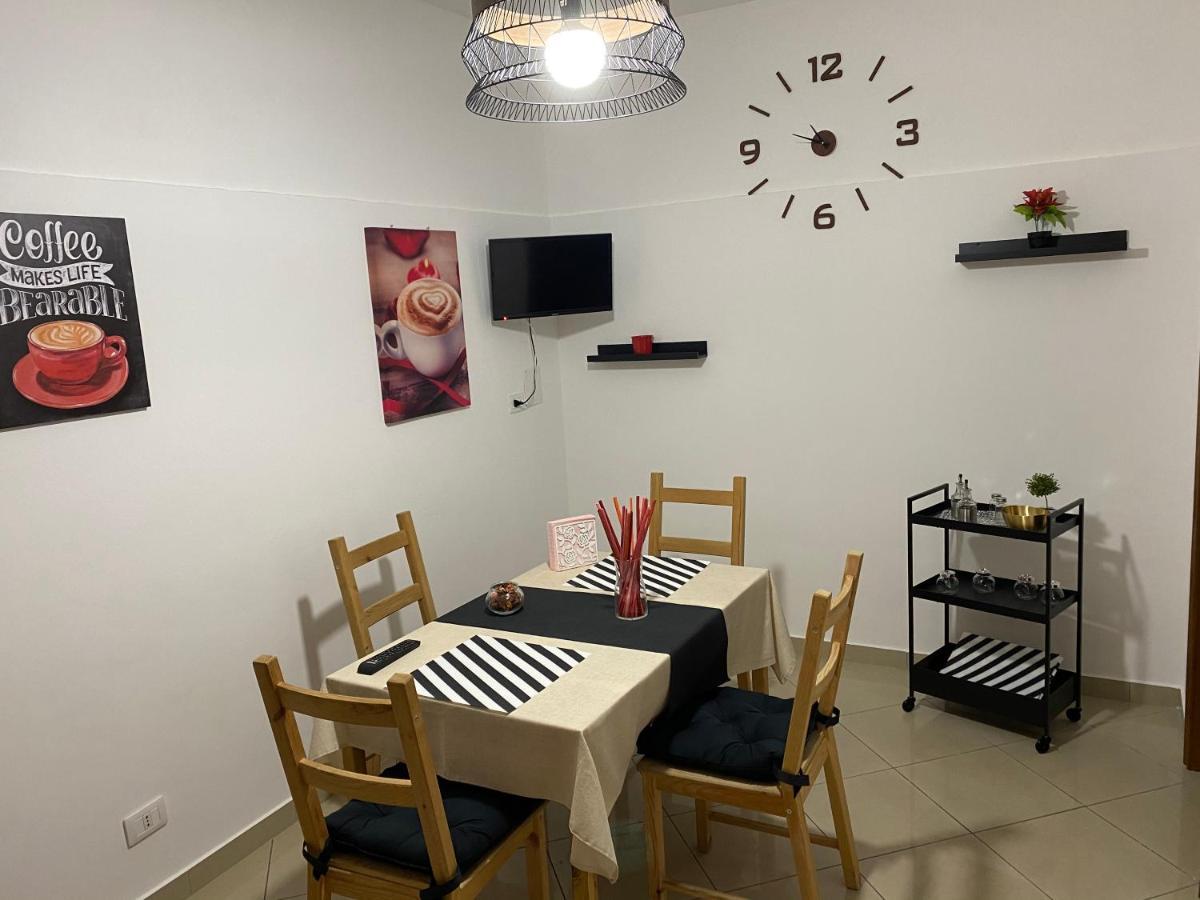 カターニア La Casa Di Palmaヴィラ エクステリア 写真
